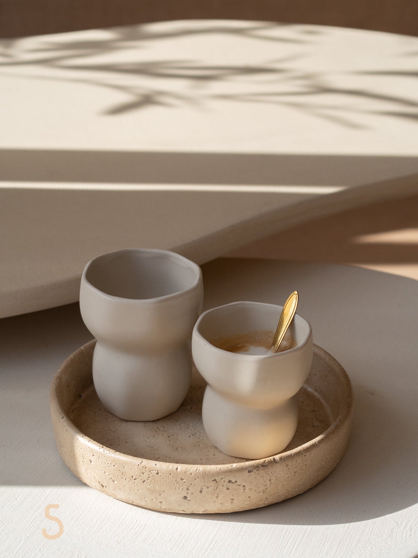 Dienblad | Aardewerk | Rond