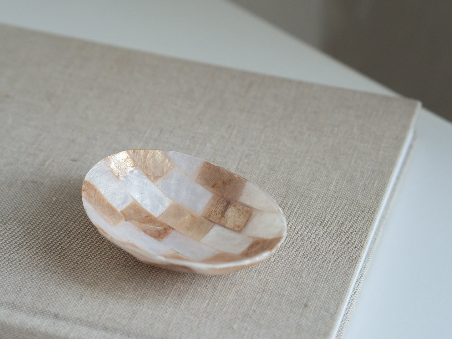 Schaaltje | Bali | Wit&Goud