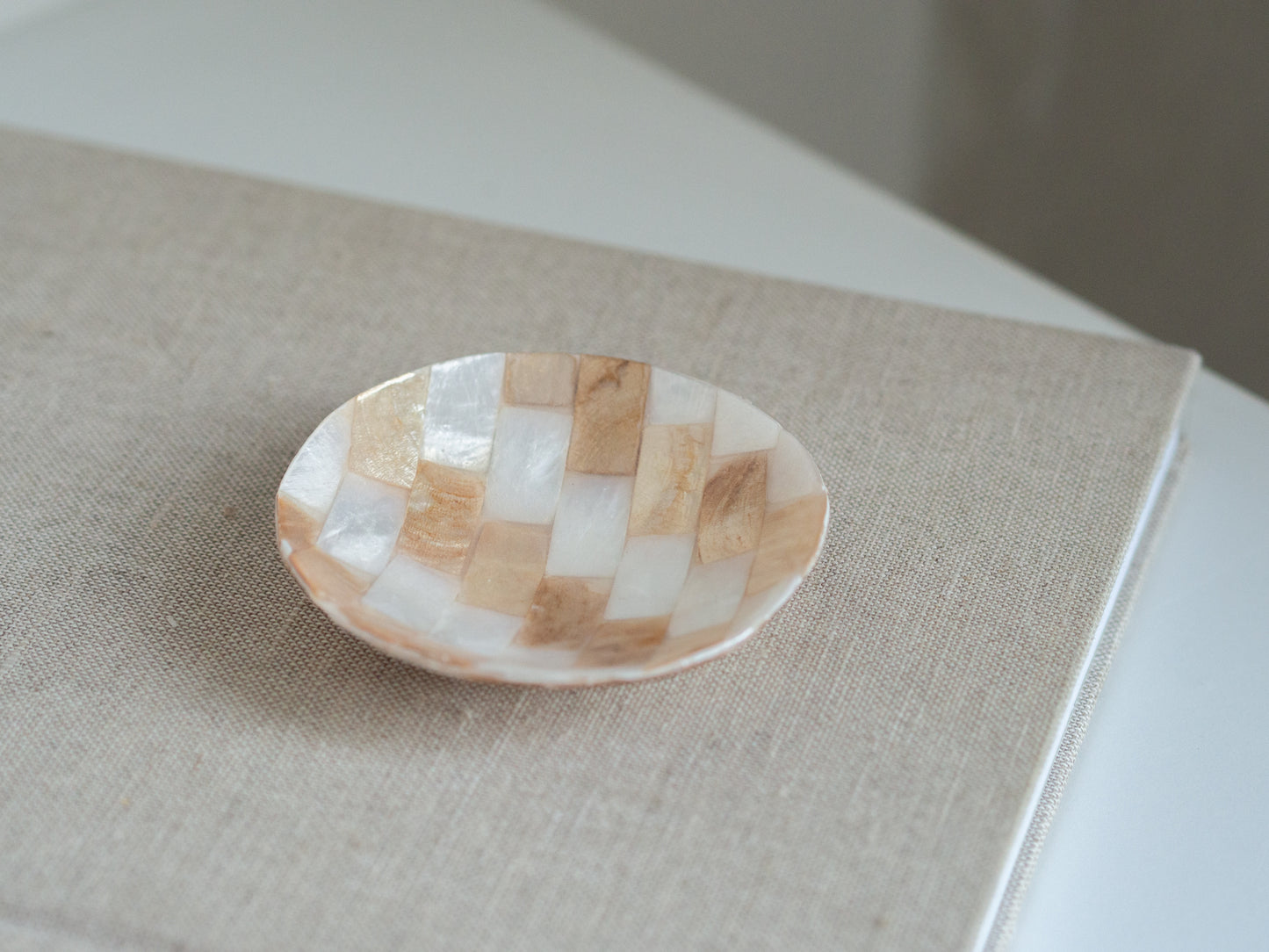 Schaaltje | Bali | Wit&Goud