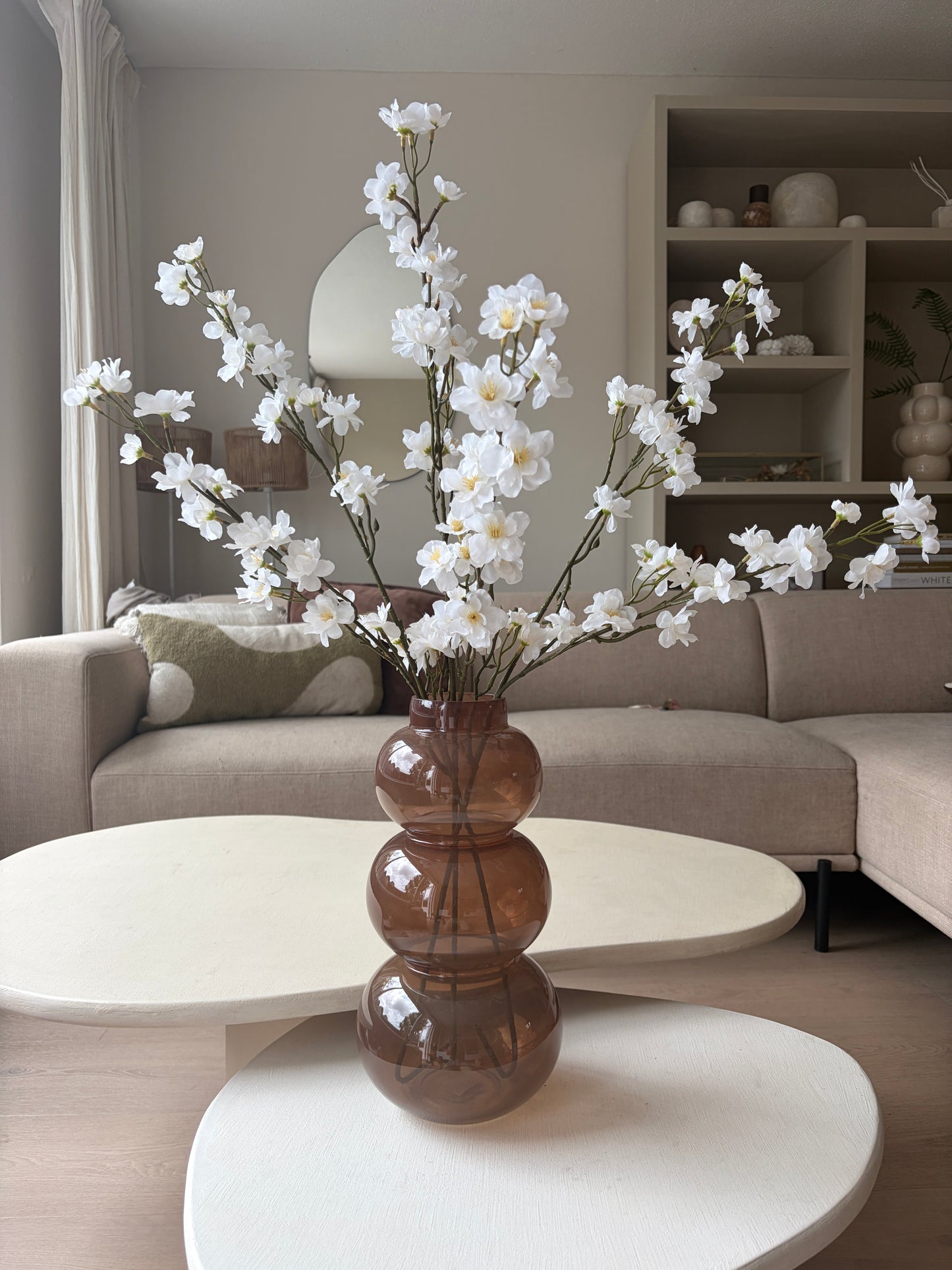 Vaas inclusief bloemen