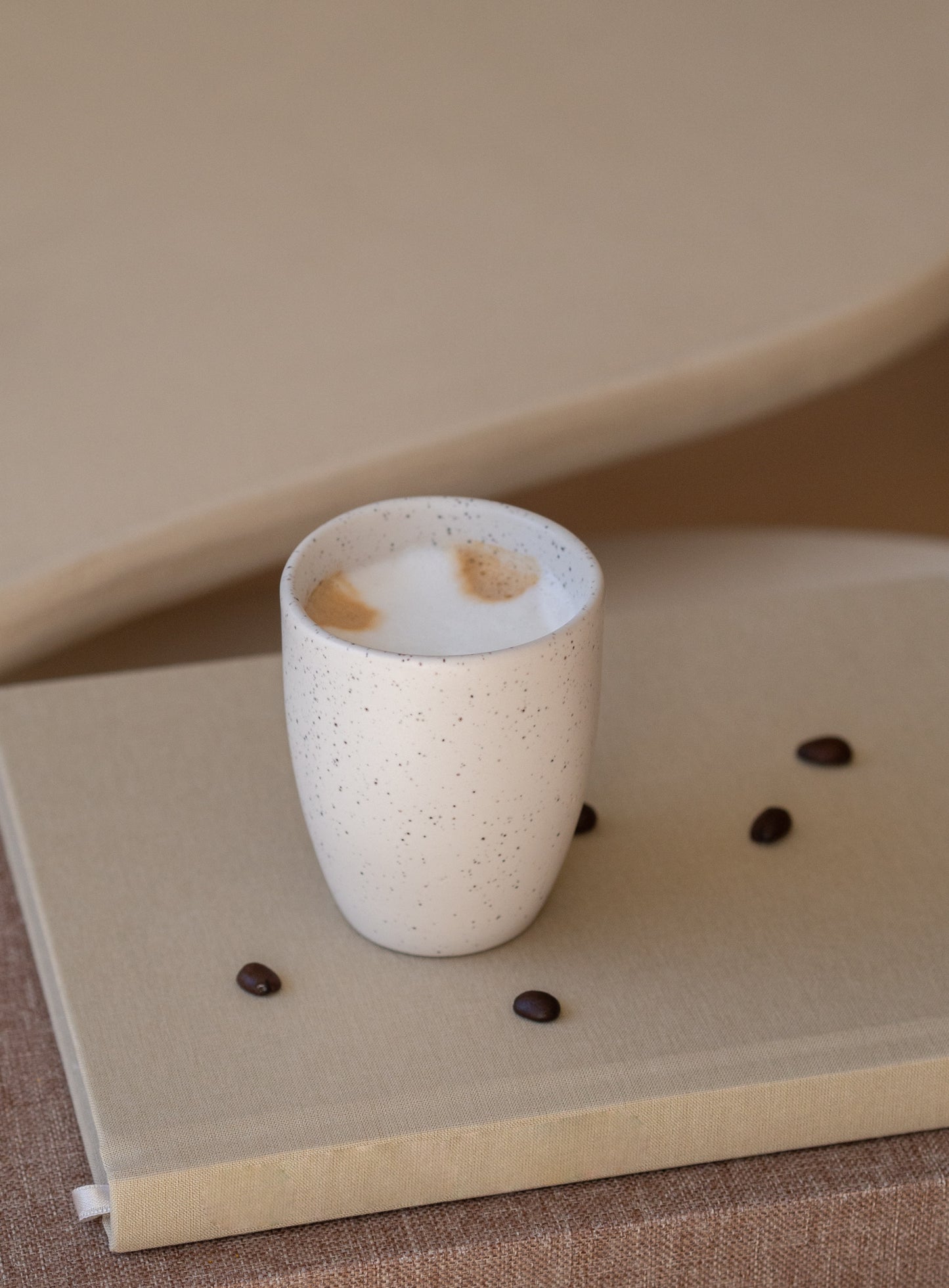 Broste Copenhagen | Mok | Organisch | Spikkel