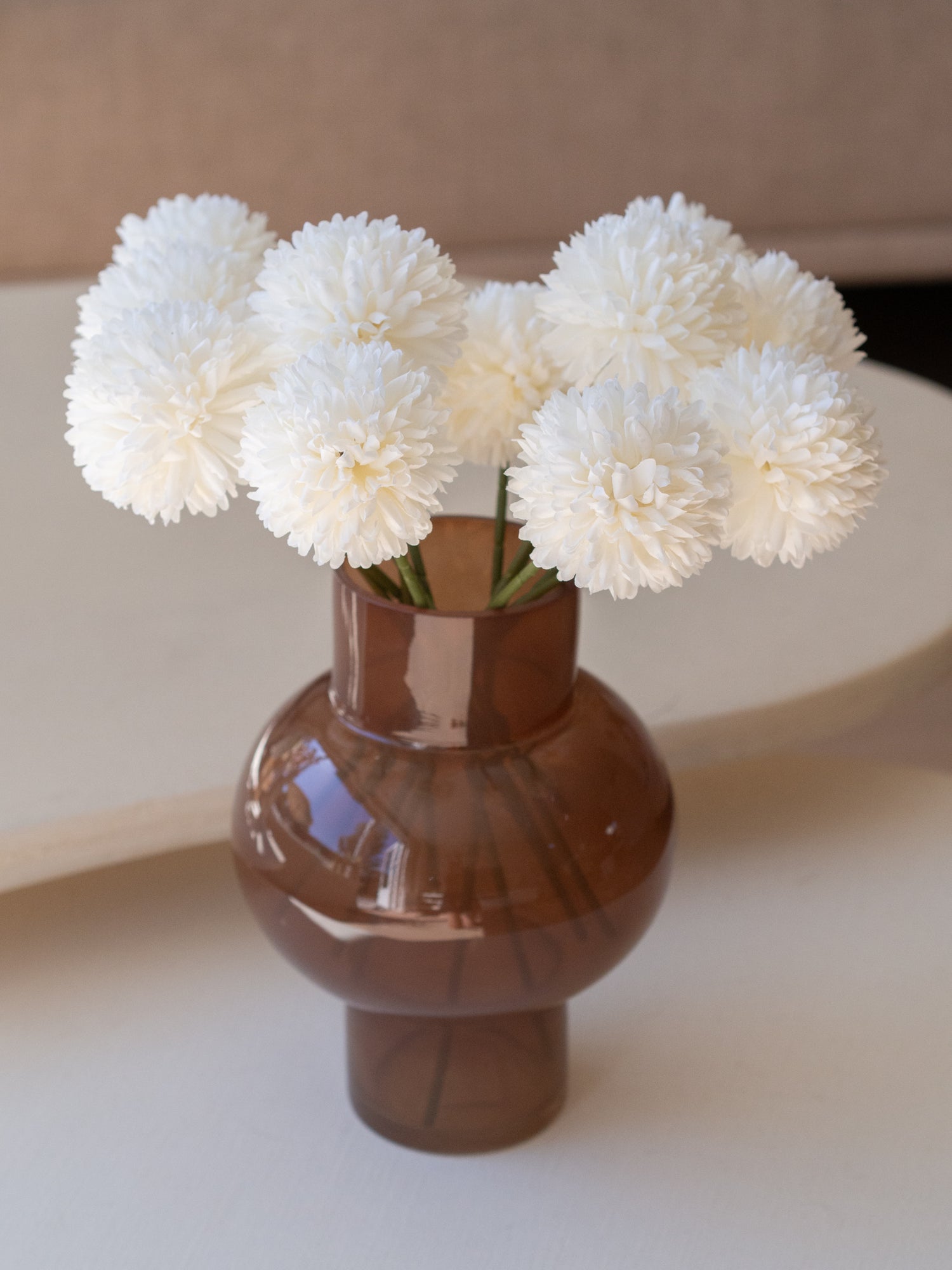 Witte zijden bloem