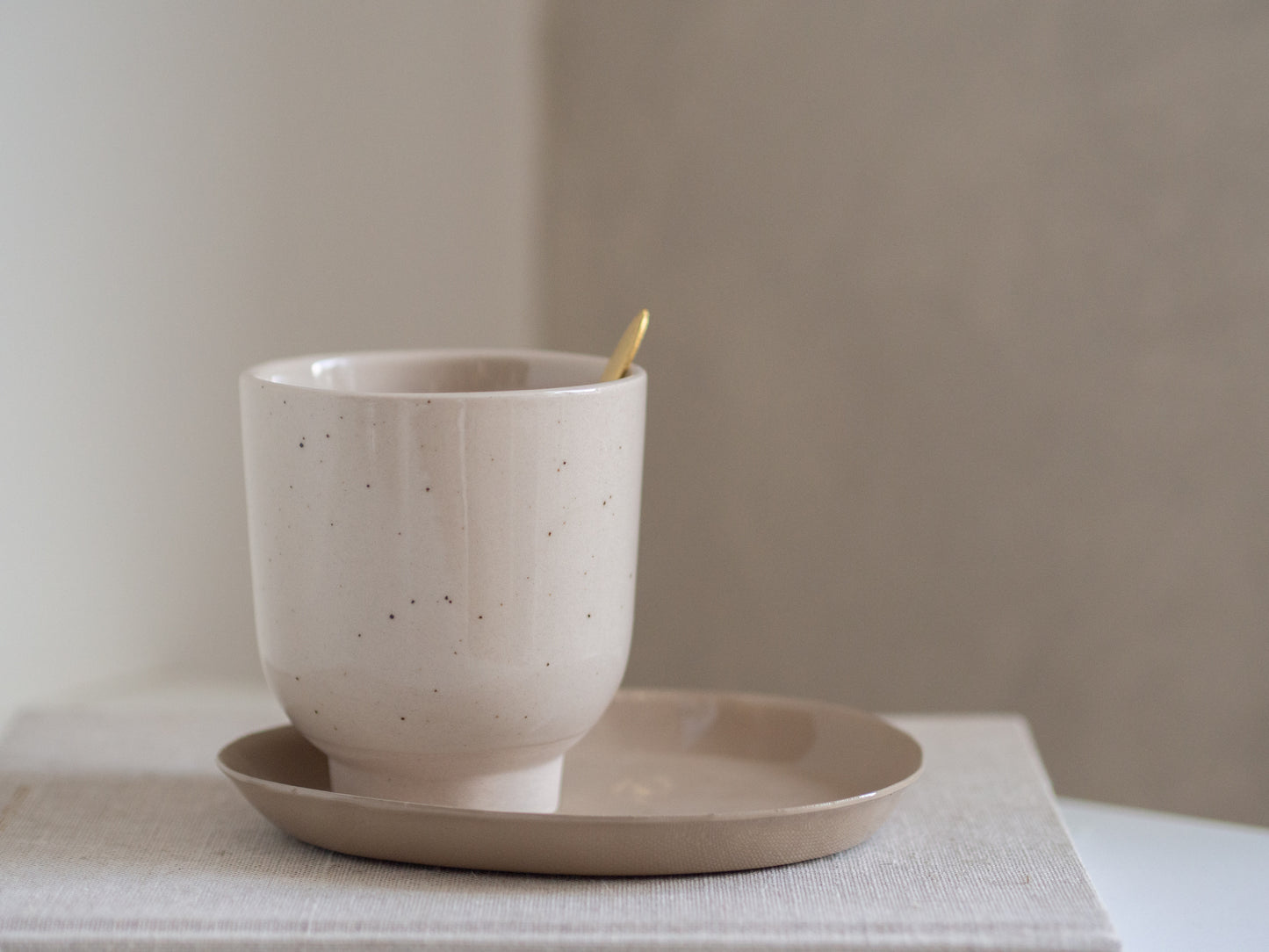 Mok | Beige
