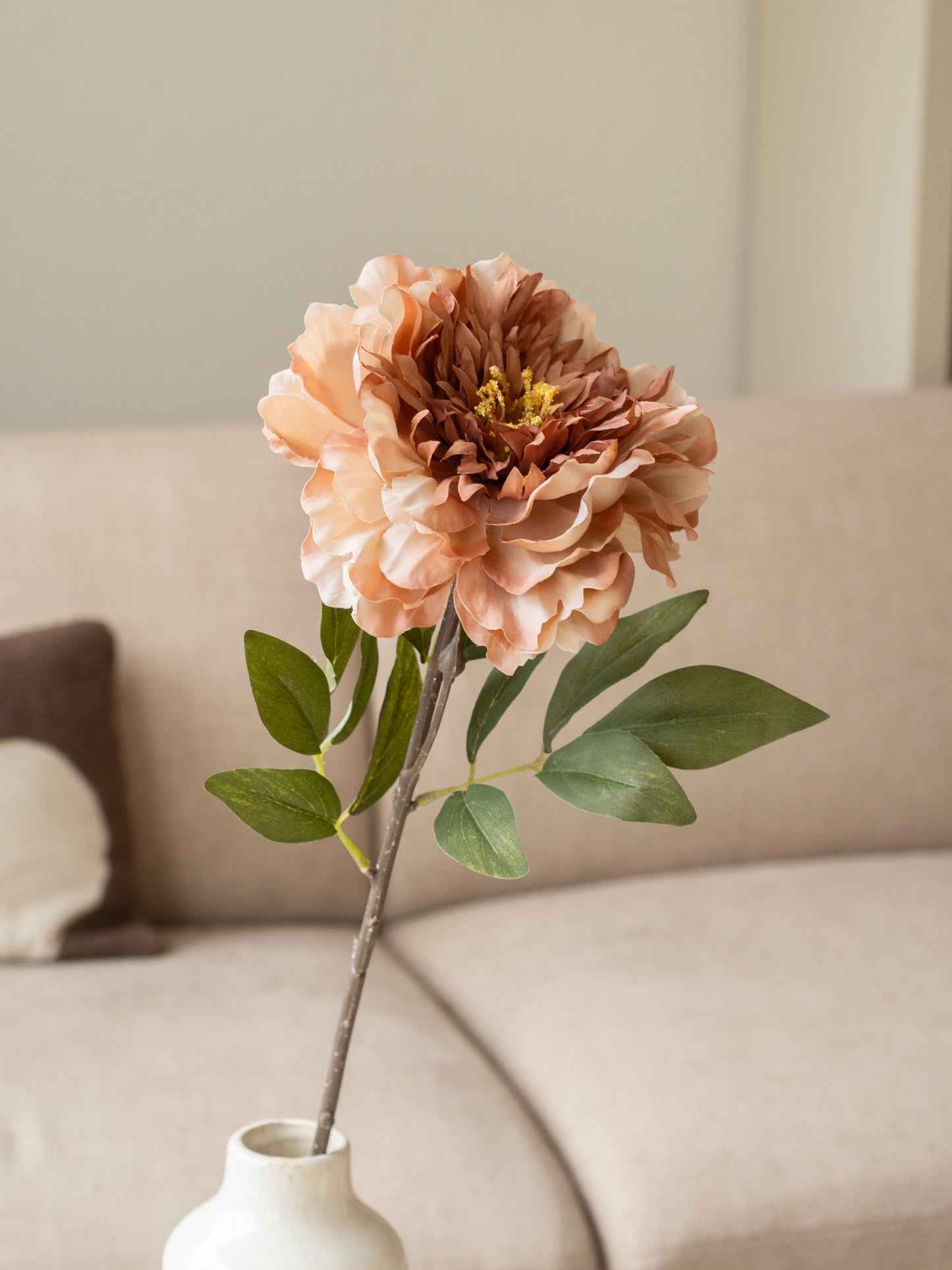 bruine zijden bloemj